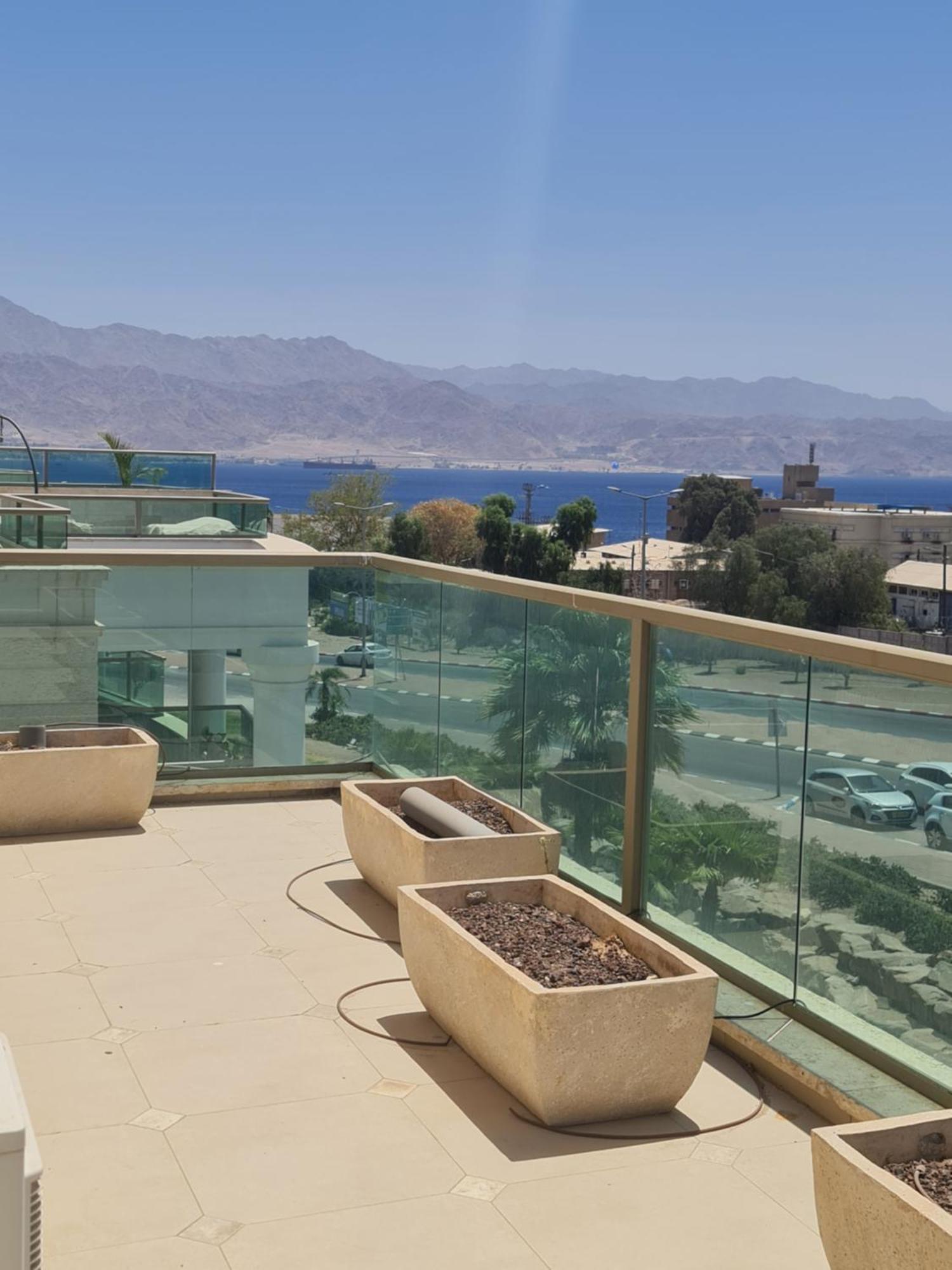 Palmore Top Luxury Penthause With Juccuzi First Line Of The Seaside Lägenhet Eilat Exteriör bild